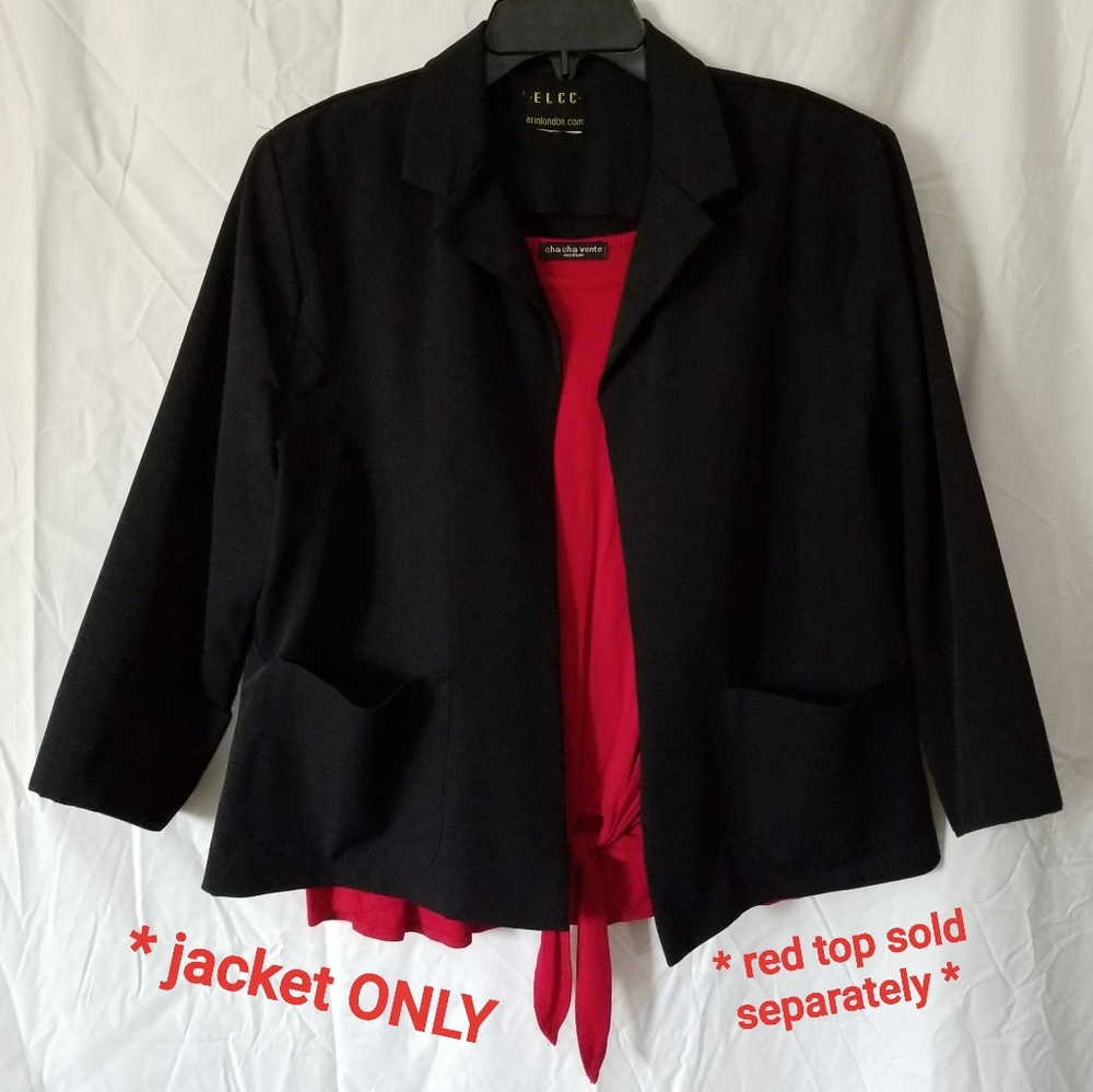 Sleek casual women's black blazer suit top